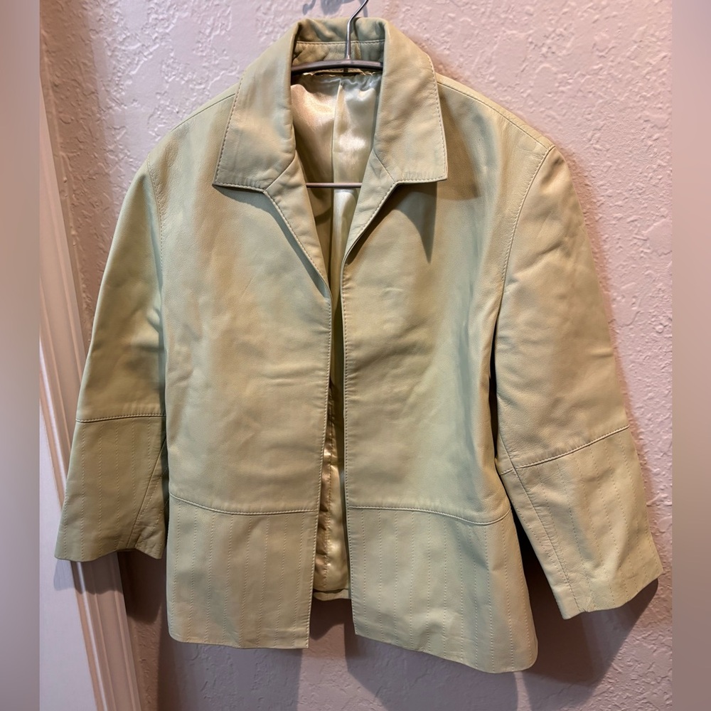 100% leather jacket - Small